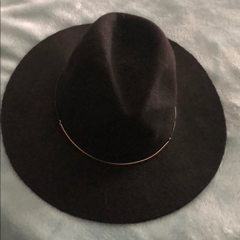 hat - Picture 2 of 4